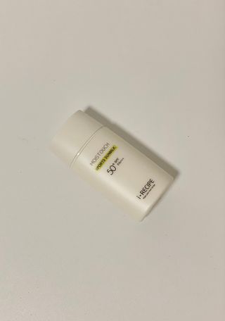 아이레시피 모이스트터치 스포츠 선밀크 50ml (SPF50+ PA+++) — 5점을 준 리뷰어가 2023년 6월 올린 사용 사진