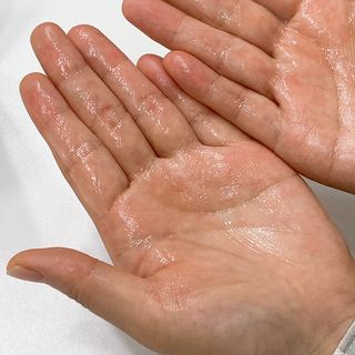 [갸스비] 곱슬 머리부터 파마까지 남자의 컬을 위한 갸스비 컬크림 — 5점을 준 리뷰어가 2021년 10월 올린 사용 사진
