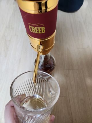 와인웨이터 당신은 별을 마시고있소, 크리비 와인 디스펜서 — 5점을 준 리뷰어가 2023년 1월 올린 사용 사진