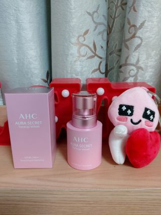 AHC 아우라 시크릿 톤업 벨벳 — 4점을 준 리뷰어가 2021년 4월 올린 사용 사진