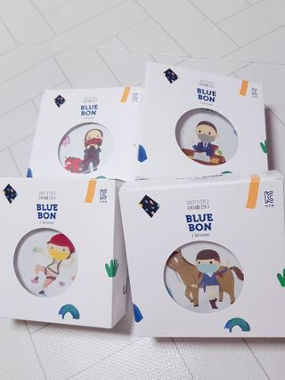 [블루 본 아이노우] 유아용 컬러마스크 40 PCS SET 2중 택 1 — 5점을 준 리뷰어가 2021년 4월 올린 사용 사진