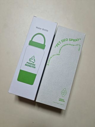 [푸푸몬스터](선물세트) 비건 펫 데오 스프레이(탈취제) 500ml (유향/무향 택 1)+산책 물통+메시지카드 — 4점을 준 리뷰어가 2022년 8월 올린 사용 사진
