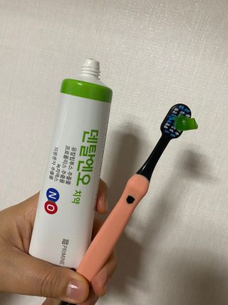 프리마인 유해균 뿐만 아니라 유익균까지 씻어내는 치약은 그만, 건강한 구강환경을 만드는 덴탈엔오 — 4점을 준 리뷰어가 2023년 4월 올린 사용 사진