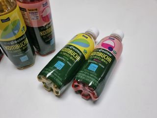더그레잇티 콤부차 [매일유업] 더그레잇티 44kcal 콤부차 300ml *12개입 (오리지널 6개+베리리치 6개) — 5점을 준 리뷰어가 2023년 7월 올린 사용 사진