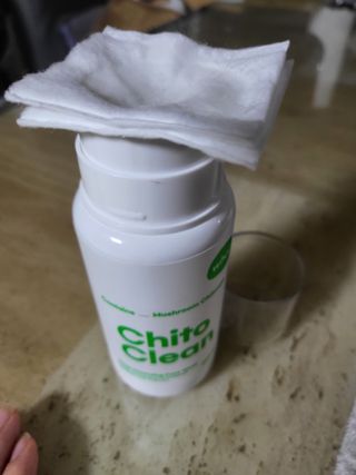 whol 키토클린 200ml - 항균항바이러스 강아지 눈 코 입 귀 세정탈취 고양이 턱드름제거 무향 워터리스 대용량 — 5점을 준 리뷰어가 2022년 10월 올린 사용 사진