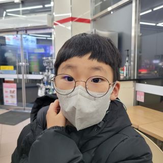 [케이퓨리] 케이퓨리 항균 구리마스크 15매 (대형/중형/키즈) — 5점을 준 리뷰어가 2023년 1월 올린 사용 사진