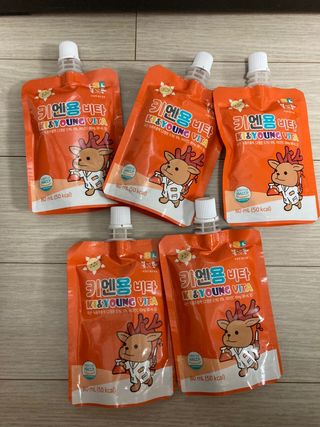 [몸엔용] 아이가 먹는 달콤 국산녹용 키엔용 비타  80ml x 10포 — 5점을 준 리뷰어가 2021년 7월 올린 사용 사진