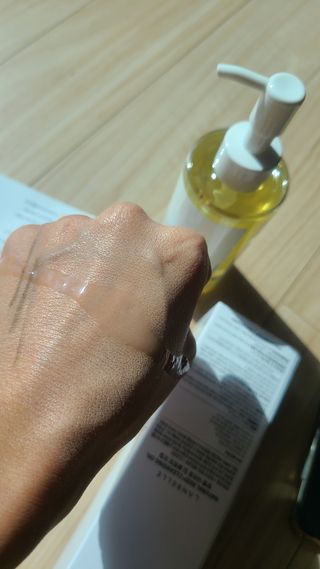 랑벨 내츄럴 딥 클렌징 오일 200ml (저자극 약산성 천연 클렌징) — 5점을 준 리뷰어가 2022년 10월 올린 사용 사진