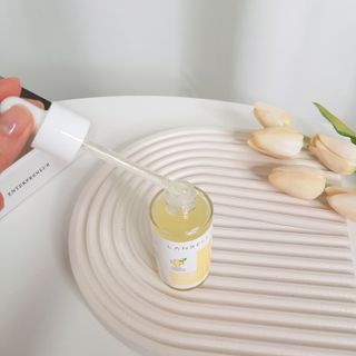 랑벨 비타 에너지 잡티 앰플 50ml 고농축 비타민, 저자극, 수분 촉촉, 미백 앰플 — 5점을 준 리뷰어가 2022년 3월 올린 사용 사진
