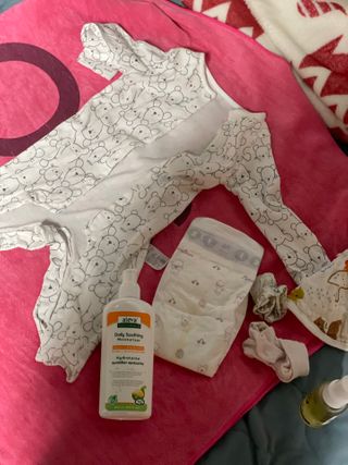 알레바 내츄럴 데일리 수딩 모이스처라이저럴 아기 로션 — 4.5점을 준 리뷰어가 2021년 2월 올린 사용 사진