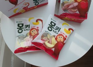 폭신 쫄깃 식감 로맨스, 몽키나나 젤리 8봉지 — 5점을 준 리뷰어가 2021년 2월 올린 사용 사진