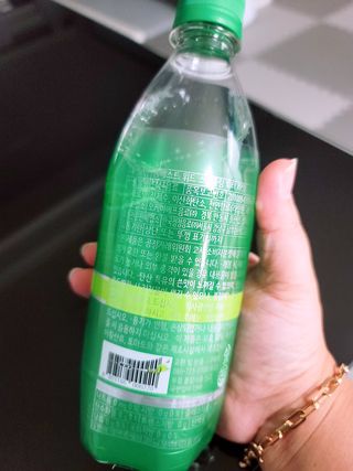 몽베스트 Montbest with Sparkling water Lime20병 — 5점을 준 리뷰어가 2021년 10월 올린 사용 사진