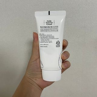 렉스리 데일리 톤업 크림 Rexri Daily Tone Up Cream — 5점을 준 리뷰어가 2022년 7월 올린 사용 사진