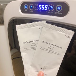 [이즈라이프코스메틱] 퍼퓸 드라이어 시트 히노끼향  or 블랑향 2중 택1 30매 — 4점을 준 리뷰어가 2021년 6월 올린 사용 사진