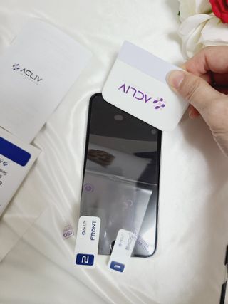 아클리브 Premium 항균 항바이러스 액정 보호필름(iPhone) — 4.5점을 준 리뷰어가 2022년 1월 올린 사용 사진