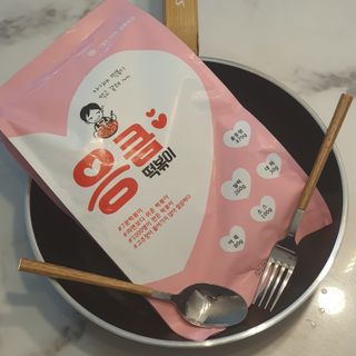 응큼떡볶이 — 5점을 준 리뷰어가 2021년 3월 올린 사용 사진
