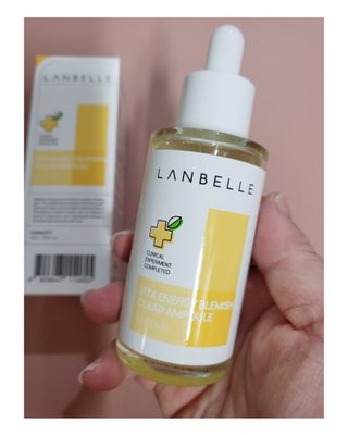 랑벨 비타 에너지 잡티 앰플 50ml 고농축 비타민, 저자극, 수분 촉촉, 미백 앰플 — 5점을 준 리뷰어가 2022년 4월 올린 사용 사진