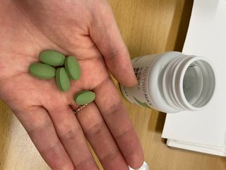 뉴트립맥스(NUTRIPMAX) 뉴트립맥스 슬림 카테킨 700mg 30정 1개월분 — 2.5점을 준 리뷰어가 2021년 7월 올린 사용 사진