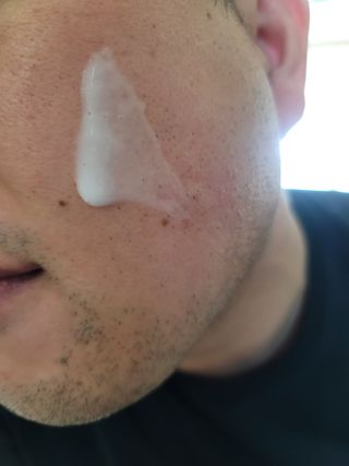 Dr.느루벗 느루벗 옴므 토탈 케어 올인원 118ml 남자 남성 스킨 로션 에센스 크림 화장품 — 3.5점을 준 리뷰어가 2021년 2월 올린 사용 사진