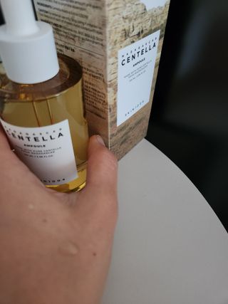 MF[스킨1004] 마다가스카르 센텔라 앰플 100ml — 2.5점을 준 리뷰어가 2024년 5월 올린 사용 사진