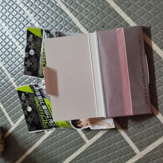 [갸스비] 메이크업은 그대로, 피지만 쏙 - BB킵 오일컨트롤 파우더 페이퍼 — 3.5점을 준 리뷰어가 2021년 10월 올린 사용 사진