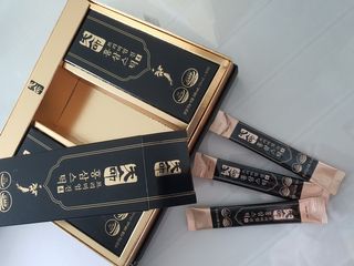 헬스업_천명진프리미엄홍삼스틱_10ml x 30포 — 5점을 준 리뷰어가 2021년 2월 올린 사용 사진