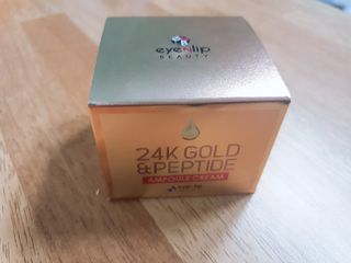 아이앤립 / EYENLIP 아이앤립 24K 골드 N 펩타이드 앰플 크림 — 5점을 준 리뷰어가 2021년 4월 올린 사용 사진