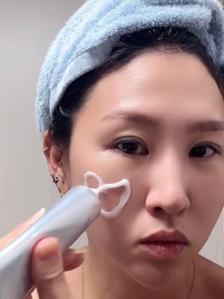 [밀리밀리] 콜라피 3D 마스크+콜라피 필링젤(본품증정) — 4점을 준 리뷰어가 2023년 12월 올린 사용 사진