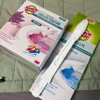 [3M] 스카치브라이트 크린스틱 향기톡톡 변기청소 핸들1 + 리필 16개 (라벤더/레몬 중 택1) — 5점을 준 리뷰어가 2024년 8월 올린 사용 사진
