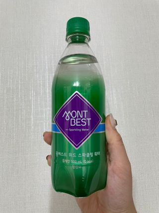 몽베스트 Montbest with Sparkling water Plain 20병 — 5점을 준 리뷰어가 2021년 10월 올린 사용 사진