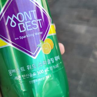 몽베스트 Montbest with Sparkling water Lemon OR Lime 20병(랜덤) — 5점을 준 리뷰어가 2022년 8월 올린 사용 사진