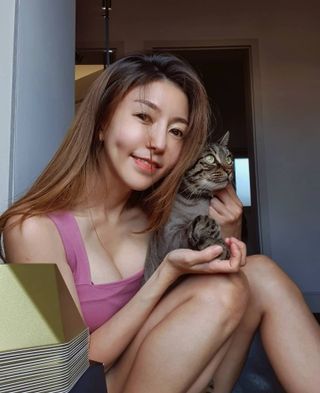 [세싹보울] 세균 싹~ 사라지는 셀앤핏 펫 항균동 애견식기 — 3.5점을 준 리뷰어가 2021년 6월 올린 사용 사진