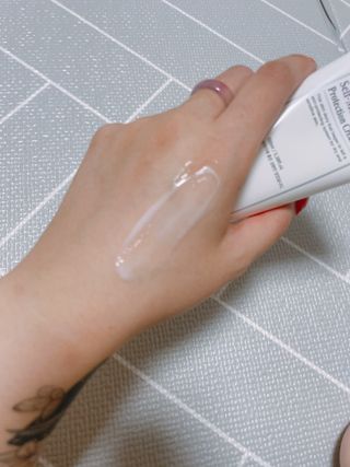 셀프 모이스처라이징 프로텍션 크림 셀프 모이스처라이징 프로텍션크림 — 5점을 준 리뷰어가 2022년 4월 올린 사용 사진