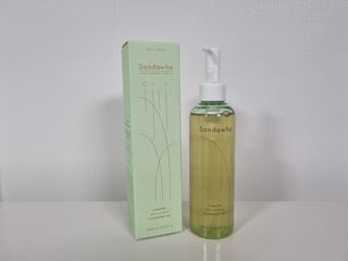스킨큐어 산다화 순한 클렌징 동백 오일 200ml — 5점을 준 리뷰어가 2023년 4월 올린 사용 사진