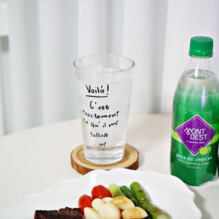몽베스트 Montbest with Sparkling water Lime20병 — 5점을 준 리뷰어가 2022년 12월 올린 사용 사진