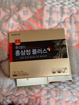 서울약사신협_투데이홍삼정플러스스틱_10g x 30포 — 5점을 준 리뷰어가 2021년 6월 올린 사용 사진