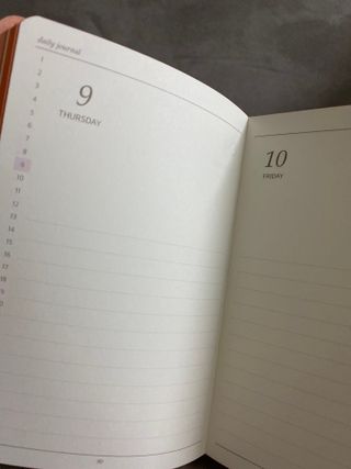 리훈 2023년 이야기다이어리 숏 날짜형 — 5점을 준 리뷰어가 2023년 1월 올린 사용 사진