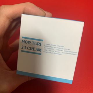 Dr.느루벗 느루벗 모이스쳐 24 크림 — 4.5점을 준 리뷰어가 2021년 3월 올린 사용 사진
