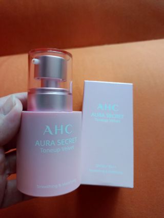 AHC 아우라 시크릿 톤업 벨벳 — 5점을 준 리뷰어가 2021년 4월 올린 사용 사진