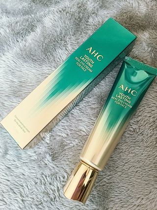 [NEW 탄력유턴 아이크림] AHC 유스 래스팅 리얼 아이크림 포 페이스 — 5점을 준 리뷰어가 2021년 2월 올린 사용 사진