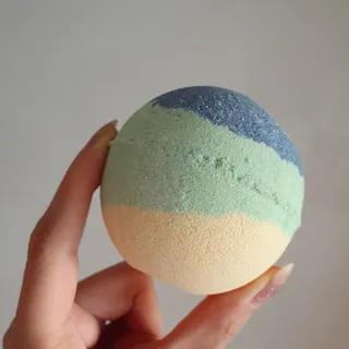 소담스퀘어 상암 Evreryday Bath Bomb Day7(에브리데이 배쓰밤 데이7) / 7종 중 2종 랜덤발송 — 5점을 준 리뷰어가 2022년 11월 올린 사용 사진