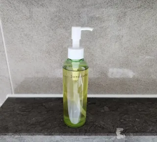 스킨큐어 산다화 순한 클렌징 동백 오일 200ml — 4.5점을 준 리뷰어가 2023년 4월 올린 사용 사진