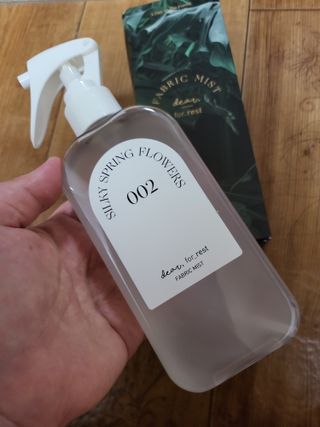 디어포레스트 숲속의 하루 패브릭미스트 (섬유향수/ 룸스프레이) 200ml — 5점을 준 리뷰어가 2022년 7월 올린 사용 사진