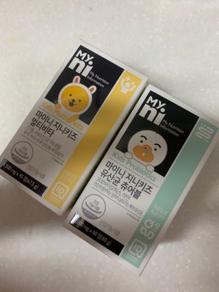 일동제약 마이니 마이니 지니키즈 유산균 츄어블, 멀티비타 set — 3점을 준 리뷰어가 2021년 3월 올린 사용 사진