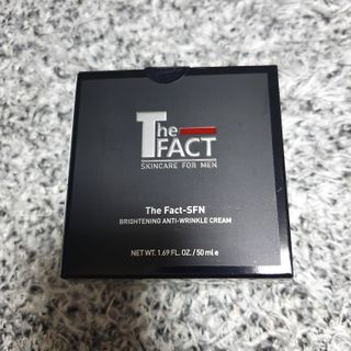 The Fact 더팩트 에스에프엔 브라이트닝 안티 링클 크림 50ml — 5점을 준 리뷰어가 2022년 5월 올린 사용 사진