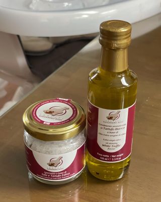 [딜리셔스코드] 타르투피 알레산드로 로시 트러플 소금 100g +트러플 오일 100ml set — 5점을 준 리뷰어가 2022년 5월 올린 사용 사진