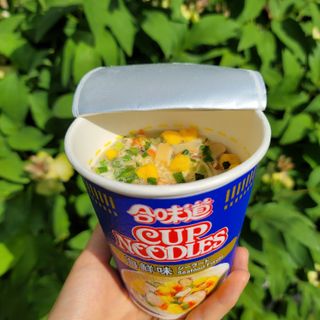 NISSIN 닛신 컵누들  4종 - 씨푸드오리지날, 씨푸드 스파이시, 씨푸드 커리, 씨푸드 XO소스 — 5점을 준 리뷰어가 2022년 5월 올린 사용 사진