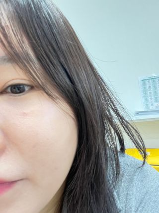 (구매평)스마트 스토어 구매평 _토아스 선 프로텍션 크림 혼합자차 선크림 50g — 5점을 준 리뷰어가 2025년 9월 올린 사용 사진