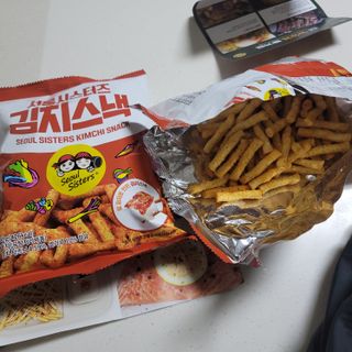 [서울시스터즈] 김치시즈닝 국내 최초 뿌려먹는 김치파우더 100g 1개+ 신제품 김치스낵 90g 2개 — 5점을 준 리뷰어가 2021년 9월 올린 사용 사진