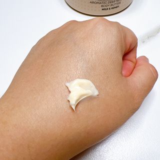 마이너스417 아로마틱 딥 뉴트리션 바디버터 — 5점을 준 리뷰어가 2021년 11월 올린 사용 사진